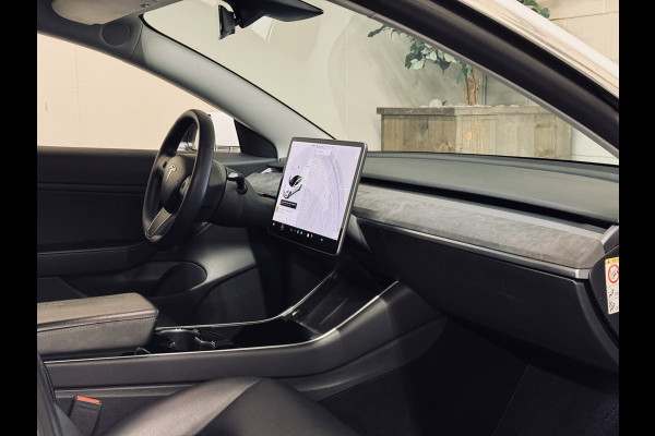 Tesla Model 3 Performance AWD 75 kWh | Eibach | KW Schroefset | Nieuwstaat!