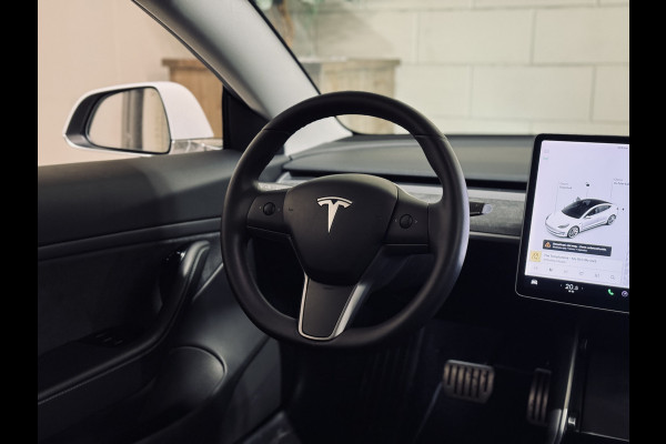 Tesla Model 3 Performance AWD 75 kWh | Eibach | KW Schroefset | Nieuwstaat!