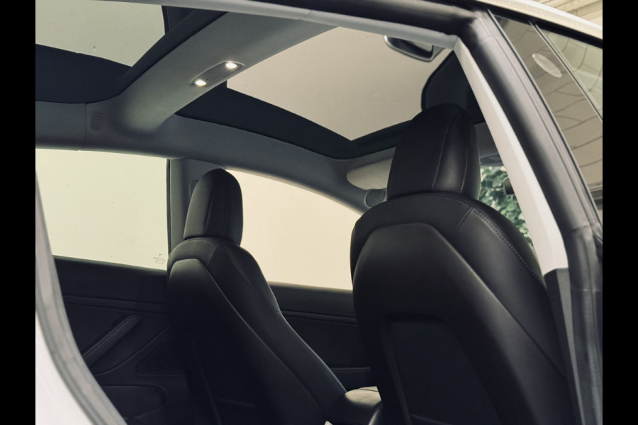 Tesla Model 3 Performance AWD 75 kWh | Eibach | KW Schroefset | Nieuwstaat!