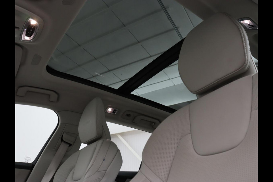 Volvo V60 2.0 T8 Recharge AWD Inscription | Panoramadak | Stoelventilatie | Adaptive cruise | Head-Up | 360 Camera | Harman/Kardon | Memory | Carplay | Navigatie | PHEV | Plug In