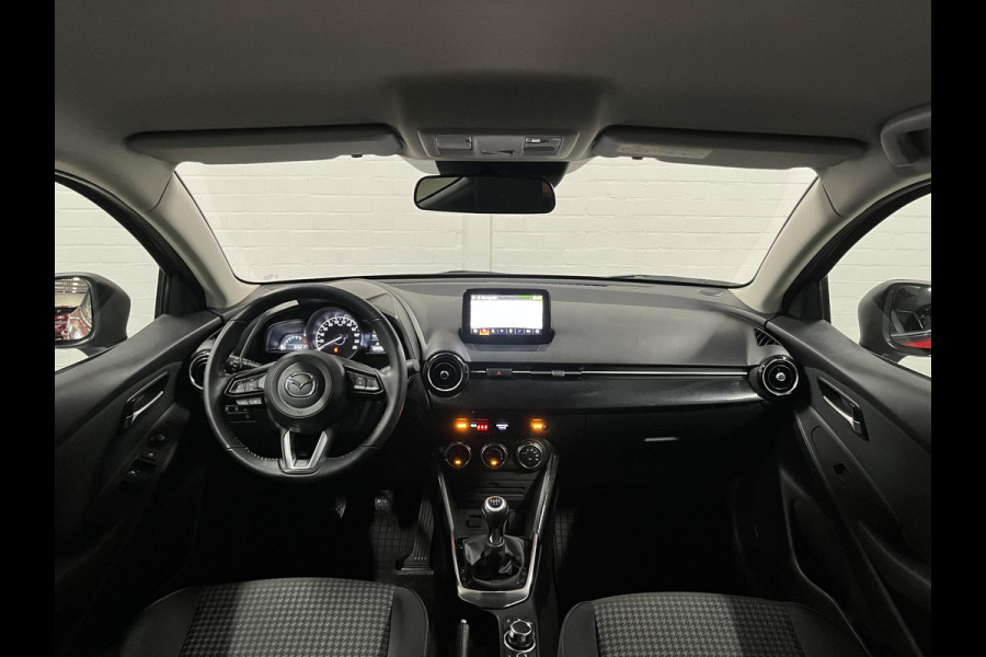 Mazda 2 1.5 Skyactiv-G *32.621 KM* | Cruise-/Climate control | Stoelverwarming | Navigatie | Airco |