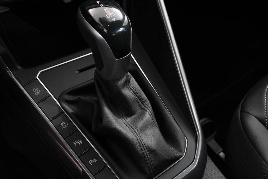 Volkswagen Taigo 1.5 TSI 150pk DSG Style Navigatie Apple Carplay/Android Auto Parkeersensoren Camera Virtual Cockpit