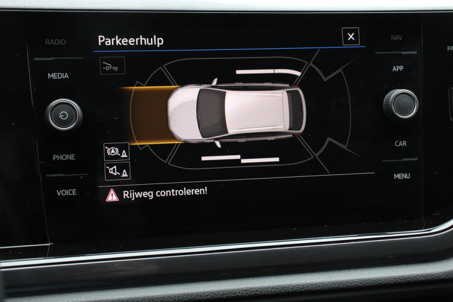 Volkswagen Taigo 1.5 TSI 150pk DSG Style Navigatie Apple Carplay/Android Auto Parkeersensoren Camera Virtual Cockpit