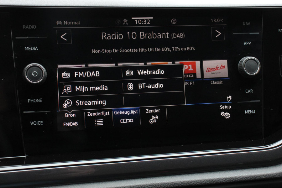 Volkswagen Taigo 1.5 TSI 150pk DSG Style Navigatie Apple Carplay/Android Auto Parkeersensoren Camera Virtual Cockpit