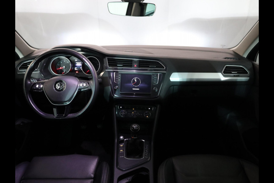 Volkswagen Tiguan 1.4 TSI ACT Comfortline 150pk 6-bak | Pano.dak| Leer| Camera|