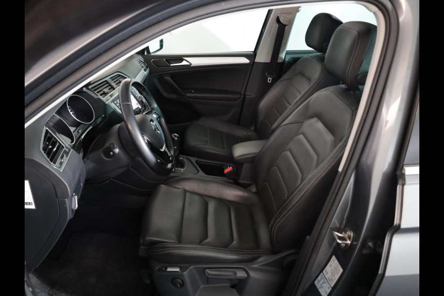 Volkswagen Tiguan 1.4 TSI ACT Comfortline 150pk 6-bak | Pano.dak| Leer| Camera|