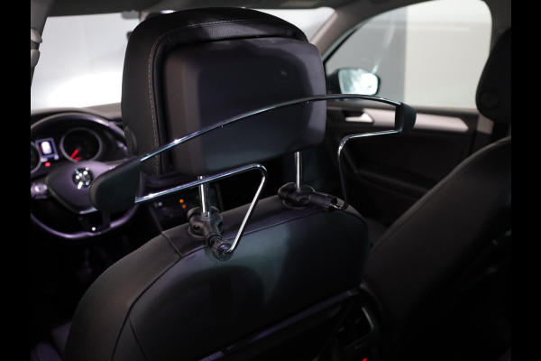 Volkswagen Tiguan 1.4 TSI ACT Comfortline 150pk 6-bak | Pano.dak| Leer| Camera|