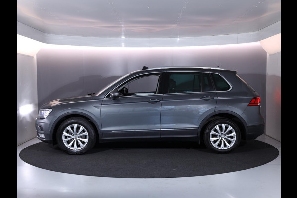 Volkswagen Tiguan 1.4 TSI ACT Comfortline 150pk 6-bak | Pano.dak| Leer| Camera|