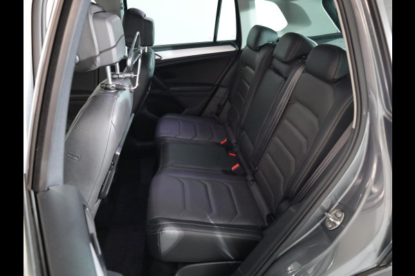 Volkswagen Tiguan 1.4 TSI ACT Comfortline 150pk 6-bak | Pano.dak| Leer| Camera|