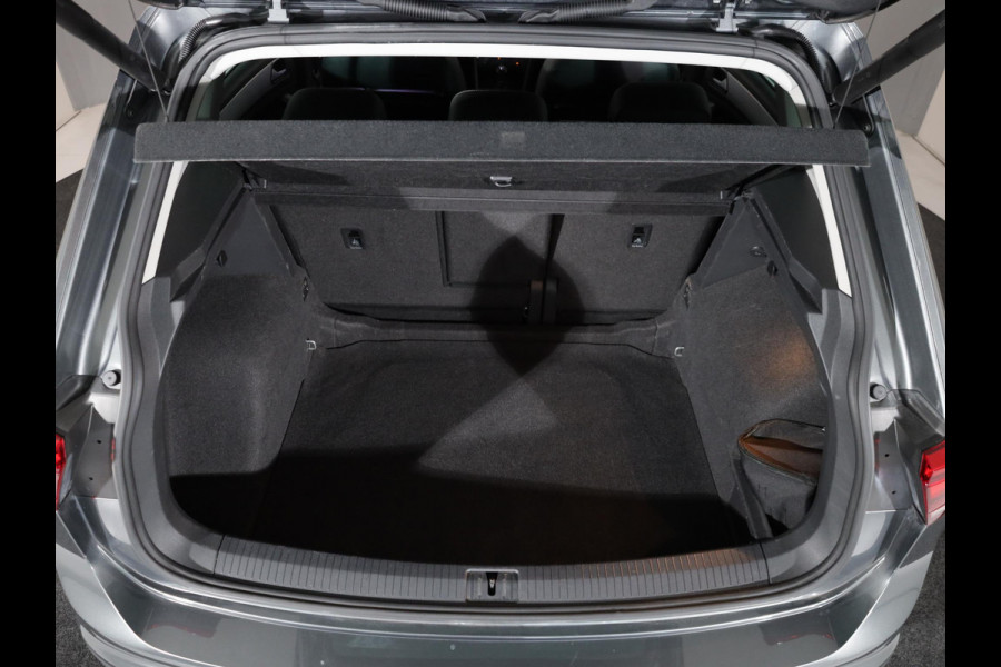 Volkswagen Tiguan 1.4 TSI ACT Comfortline 150pk 6-bak | Pano.dak| Leer| Camera|