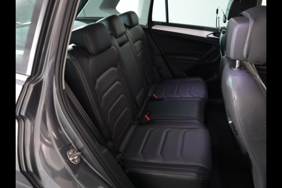 Volkswagen Tiguan 1.4 TSI ACT Comfortline 150pk 6-bak | Pano.dak| Leer| Camera|