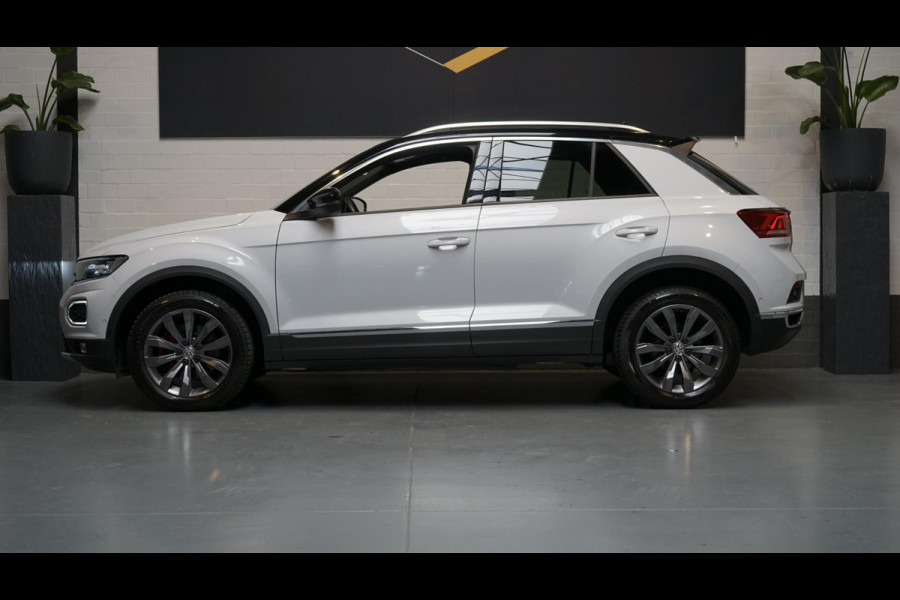 Volkswagen T-Roc 1.5 TSI Sport AUTOMAAT-ACC-BEATS-CAMERA-FULL LED-KEYLESS-LEDER-MODE-PANORAMA-VIRTUEEL