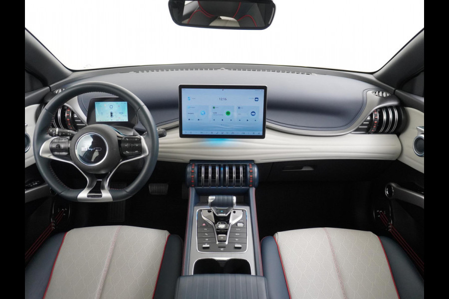 BYD ATTO 3 Design 60 kWh COMFORT VAN: 28.900,- VOOR: 26.877,- UW HERFSTVOORDEEL: 2.023,- 360 CAMERA | PANO | BYD GARANTIE T/M 8-2029
