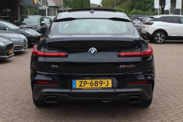 BMW X4 M40i High Executive / Trekhaak / Panoramadak / Camera / Head-up / Luxe Leder / 21'' / Harman Kardon / Navigatie / Stuur+Stoelverwarming / DAB / Dodehoek / Cruise Control