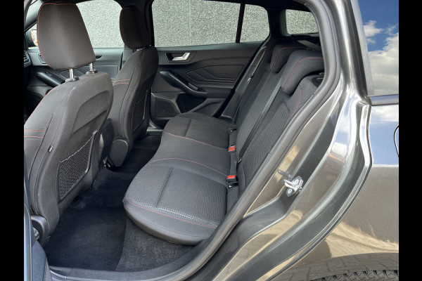 Ford FOCUS Wagon 1.0 EcoBoost Hybrid ST Line 125pk/92kW 6-bak | Driver Assistance Pack | Winter Pack |
