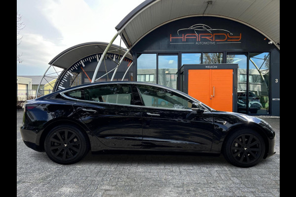 Tesla Model 3 Standard RWD Plus 60 kWh Trekhaak (1.000kg) SOH 86% Rijklaarprijs!