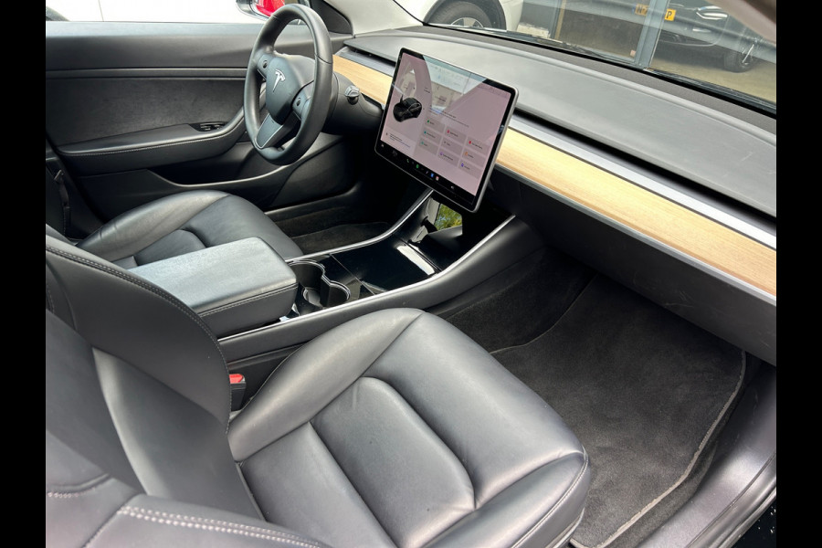 Tesla Model 3 Standard RWD Plus 60 kWh Trekhaak (1.000kg) SOH 86% Rijklaarprijs!