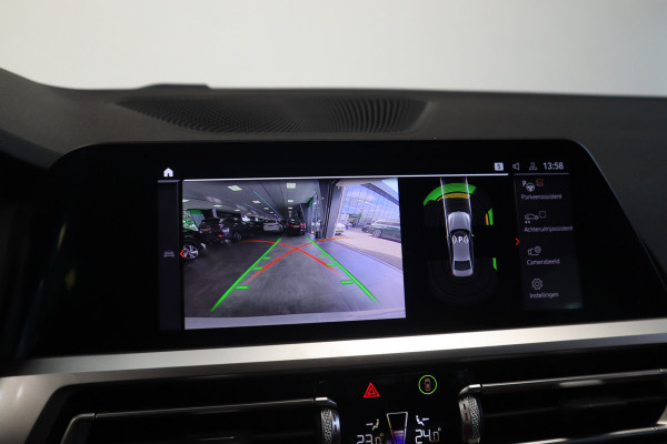 BMW 3-serie M340i xDrive High Executive Hi-Fi Laser LED 374PK! 19''LM