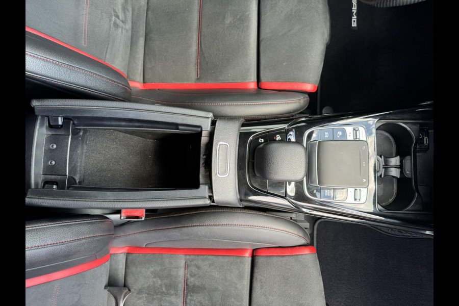 Mercedes-Benz AMG A-klasse AMG 35 4MATIC 306 PK!! Keyless Cruise Led verlichting Achteruitrijcamera Carplay Dynamic select