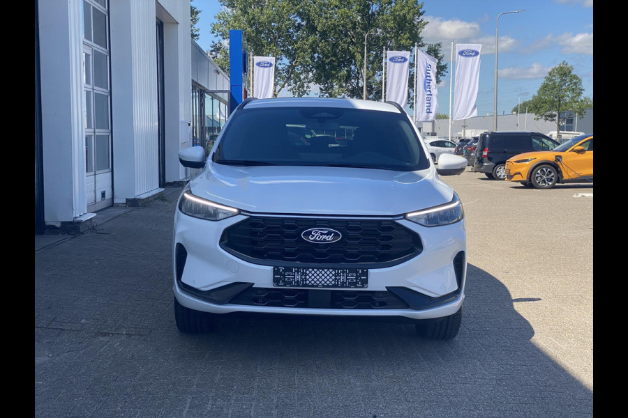 Ford Kuga 2.5 PHEV ST-Line 243 pk | Driver Assistance Pack | Wegklapbare trekhaak | 2.100 kg trekgewicht! | Winterpakket | 19 inch Licht metalen Velgen | €4.000,- prijsvoordeel!