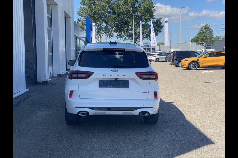 Ford Kuga 2.5 PHEV ST-Line 243 pk | Driver Assistance Pack | Wegklapbare trekhaak | 2.100 kg trekgewicht! | Winterpakket | 19 inch Licht metalen Velgen | €4.000,- prijsvoordeel!