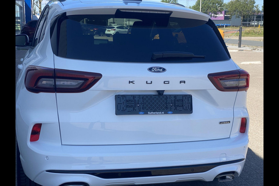 Ford Kuga 2.5 PHEV ST-Line 243 pk | Driver Assistance Pack | Wegklapbare trekhaak | 2.100 kg trekgewicht! | Winterpakket | 19 inch Licht metalen Velgen | €4.000,- prijsvoordeel!