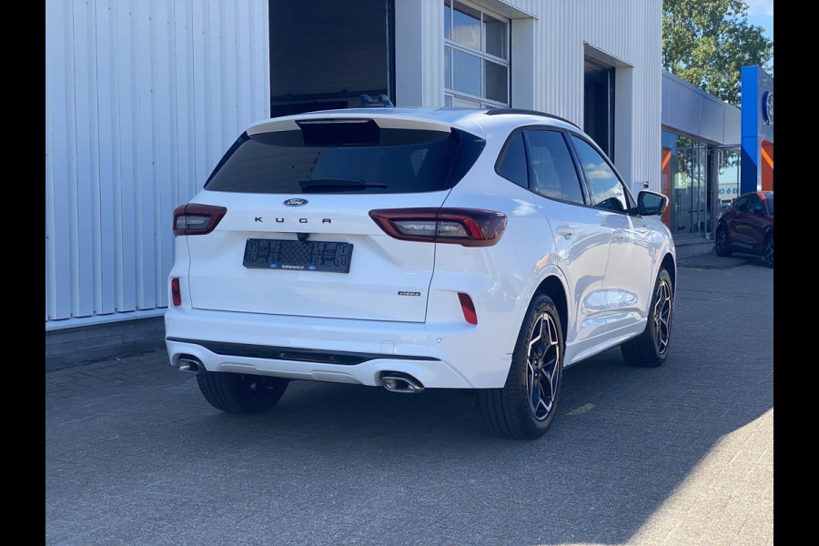 Ford Kuga 2.5 PHEV ST-Line 243 pk | Driver Assistance Pack | Wegklapbare trekhaak | 2.100 kg trekgewicht! | Winterpakket | 19 inch Licht metalen Velgen | €4.000,- prijsvoordeel!