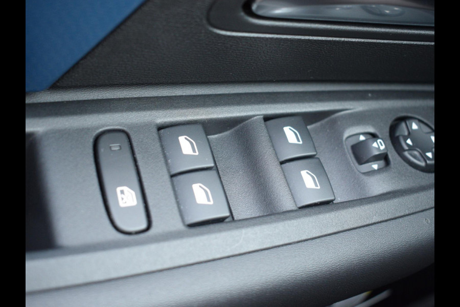 Citroën Ë-C4 Feel Pack 50 kWh 3 FASE | NAVI & CARPLAY | ACHTERUITRIJCAMERA MET SENSOREN | E.C.C. |