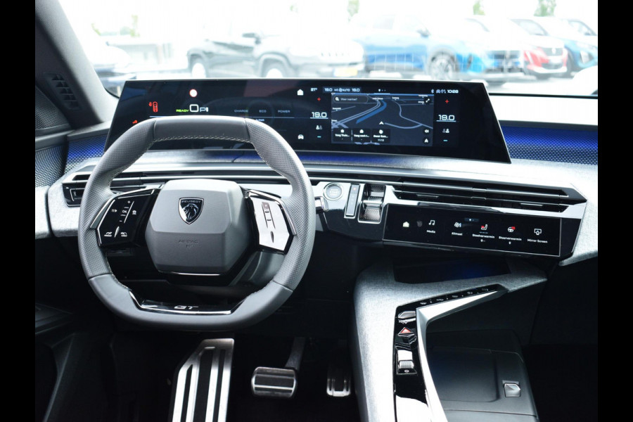 Peugeot E-5008 GT 73 kWh 360 CAMERA MET SENSOREN | NAVI & CARPLAY | STOEL- & STUURVERWARMING |