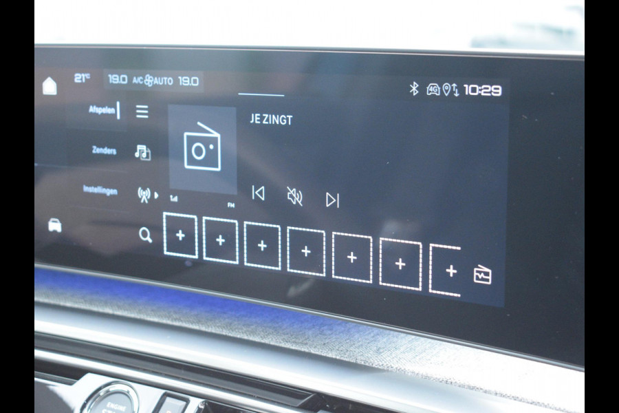 Peugeot E-5008 GT 73 kWh 360 CAMERA MET SENSOREN | NAVI & CARPLAY | STOEL- & STUURVERWARMING |