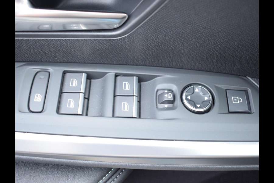 Peugeot E-5008 GT 73 kWh 360 CAMERA MET SENSOREN | NAVI & CARPLAY | STOEL- & STUURVERWARMING |