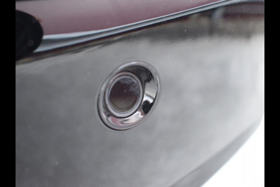 Peugeot E-5008 GT 73 kWh 360 CAMERA MET SENSOREN | NAVI & CARPLAY | STOEL- & STUURVERWARMING |