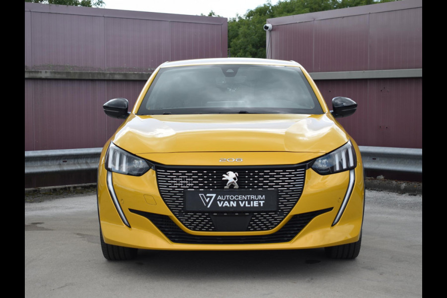 Peugeot 208 1.2 PureTech GT ACHTERUITRIJCAMERA MET SENSOREN | NAVI & CARPLAY | E.C.C. |