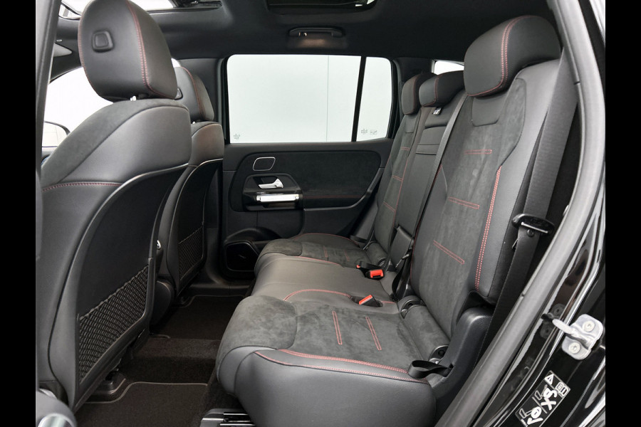 Mercedes-Benz EQB 250+ Business Solution AMG 71 kWh | Trekhaak | Premium pakket | Parkeerpakket met 360°-camera | KEYLESS-GO comfort pakket | EASY PACK achterklep | Head-up display | Dodehoekassistent | Extra USB-poorten |