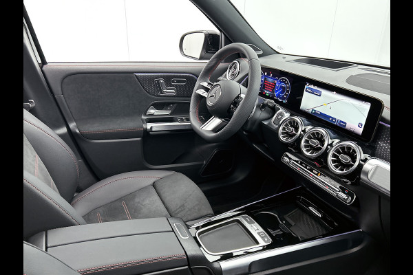 Mercedes-Benz EQB 250+ Business Solution AMG 71 kWh | Trekhaak | Premium pakket | Parkeerpakket met 360°-camera | KEYLESS-GO comfort pakket | EASY PACK achterklep | Head-up display | Dodehoekassistent | Extra USB-poorten |