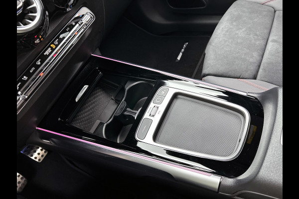 Mercedes-Benz EQB 250+ Business Solution AMG 71 kWh | Trekhaak | Premium pakket | Parkeerpakket met 360°-camera | KEYLESS-GO comfort pakket | EASY PACK achterklep | Head-up display | Dodehoekassistent | Extra USB-poorten |