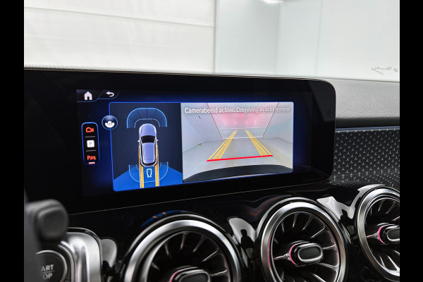 Mercedes-Benz EQB 250+ Business Solution Luxury 7p. 71 kWh | GUARD 360° Voertuigbescherming Plus | EASY PACK achterklep | Parkeerpakket met 360°-camera | Dodehoekassistent |Stoelverwarming voor | Sfeerverlichting | Spiegelpakket |