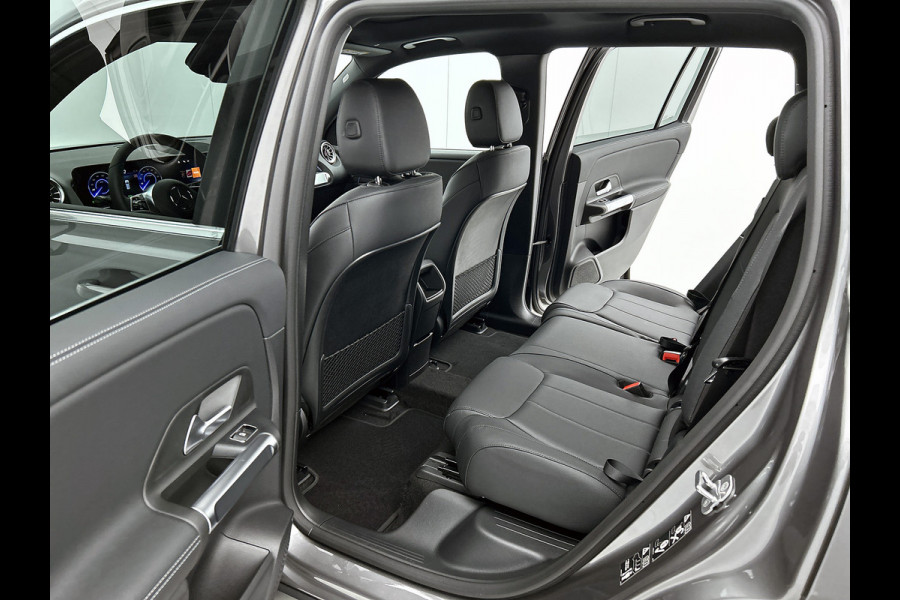 Mercedes-Benz EQB 250+ Business Solution Luxury 7p. 71 kWh | GUARD 360° Voertuigbescherming Plus | EASY PACK achterklep | Parkeerpakket met 360°-camera | Dodehoekassistent |Stoelverwarming voor | Sfeerverlichting | Spiegelpakket |