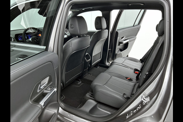 Mercedes-Benz EQB 250+ Business Solution Luxury 7p. 71 kWh | GUARD 360° Voertuigbescherming Plus | EASY PACK achterklep | Parkeerpakket met 360°-camera | Dodehoekassistent |Stoelverwarming voor | Sfeerverlichting | Spiegelpakket |