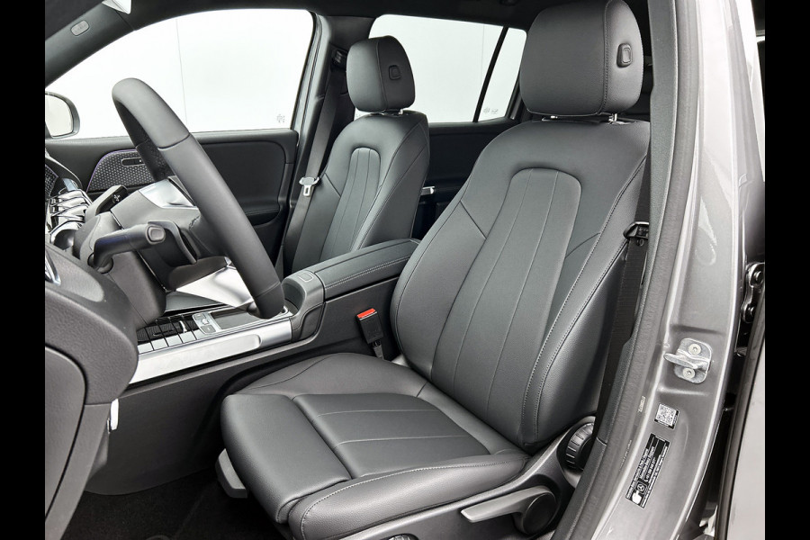 Mercedes-Benz EQB 250+ Business Solution Luxury 7p. 71 kWh | GUARD 360° Voertuigbescherming Plus | EASY PACK achterklep | Parkeerpakket met 360°-camera | Dodehoekassistent |Stoelverwarming voor | Sfeerverlichting | Spiegelpakket |