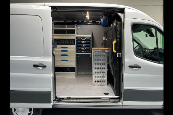 Ford Transit Automaat Servicewagen 350 2.0 TDCI 131PK euro6 L2H2 3Persoons Trend, Sortimo werkplaats inrichting, RIJKLAARPRIJS