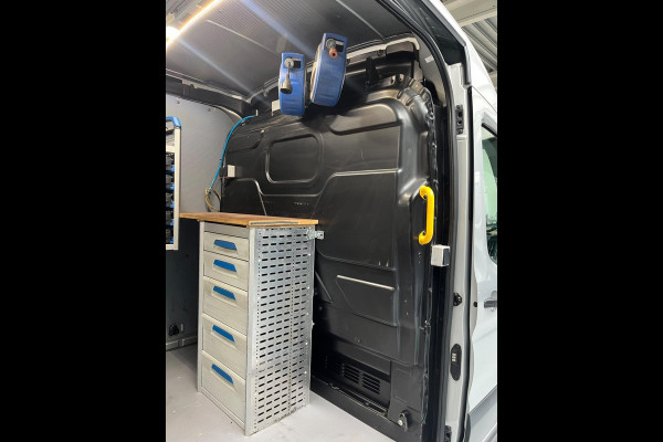 Ford Transit Automaat Servicewagen 350 2.0 TDCI 131PK euro6 L2H2 3Persoons Trend, Sortimo werkplaats inrichting, RIJKLAARPRIJS
