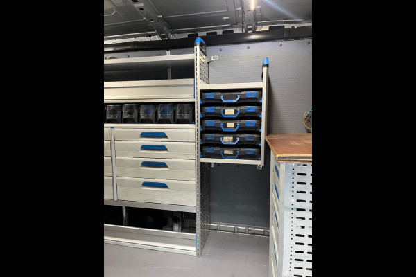 Ford Transit Automaat Servicewagen 350 2.0 TDCI 131PK euro6 L2H2 3Persoons Trend, Sortimo werkplaats inrichting, RIJKLAARPRIJS
