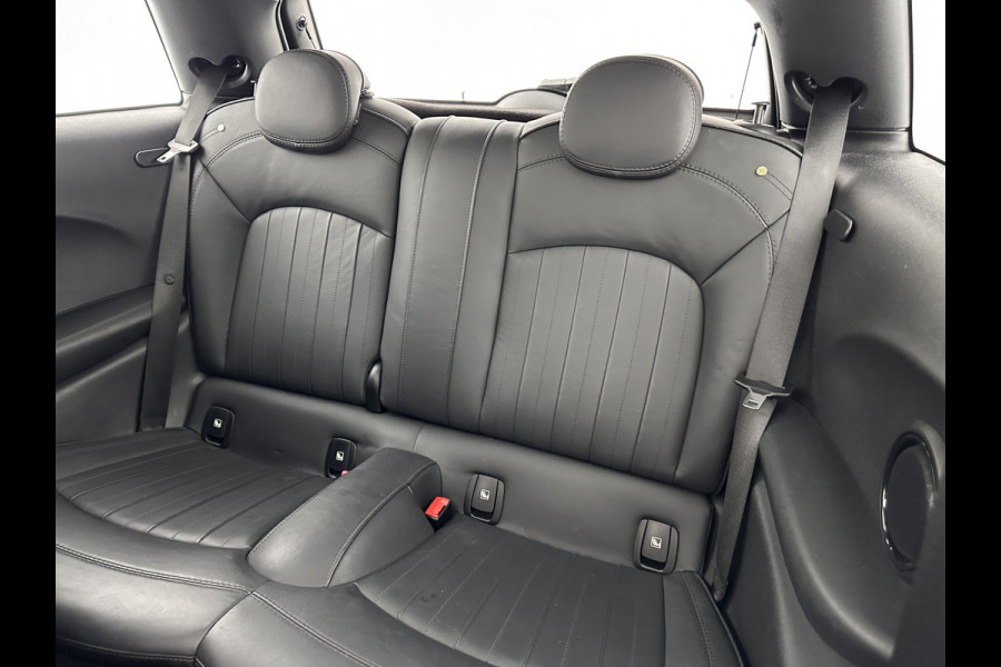 MINI Mini Electric Yours 33 kWh [ 3-Fase ] Aut.*PANO | LUXURY-LEATHER | HARMAN/KARDON-AUDIO | MATRIX-LED | KEYLESS | CAMERA | NAVI-FULLMAP | DIGI-COCKPIT | DAB | HEAD-UP | HEATED-SPORTSEATS | AMBIENT-LIGHT | CCS-FASTLOADER | 17"ALU*