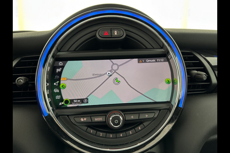 MINI Mini Electric Yours 33 kWh [ 3-Fase ] Aut.*PANO | LUXURY-LEATHER | HARMAN/KARDON-AUDIO | MATRIX-LED | KEYLESS | CAMERA | NAVI-FULLMAP | DIGI-COCKPIT | DAB | HEAD-UP | HEATED-SPORTSEATS | AMBIENT-LIGHT | CCS-FASTLOADER | 17"ALU*