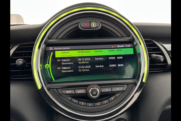 MINI Mini Electric Yours 33 kWh [ 3-Fase ] Aut.*PANO | LUXURY-LEATHER | HARMAN/KARDON-AUDIO | MATRIX-LED | KEYLESS | CAMERA | NAVI-FULLMAP | DIGI-COCKPIT | DAB | HEAD-UP | HEATED-SPORTSEATS | AMBIENT-LIGHT | CCS-FASTLOADER | 17"ALU*