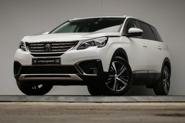 Peugeot 5008 1.2 PureTech Allure Sport 7p. (APPLE CARPLAY,NAVI,CAMERA,CRUISE,LED,CLIMATE,SFEERVERLICHTING,DAB,GETINT,SPORTSTOELEN)