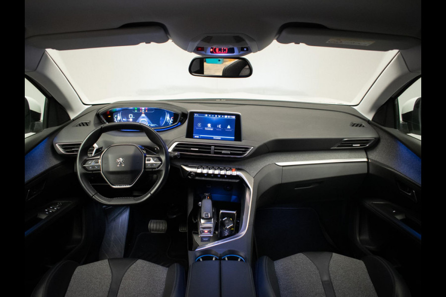 Peugeot 5008 1.2 PureTech Allure Sport 7p. (APPLE CARPLAY,NAVI,CAMERA,CRUISE,LED,CLIMATE,SFEERVERLICHTING,DAB,GETINT,SPORTSTOELEN)