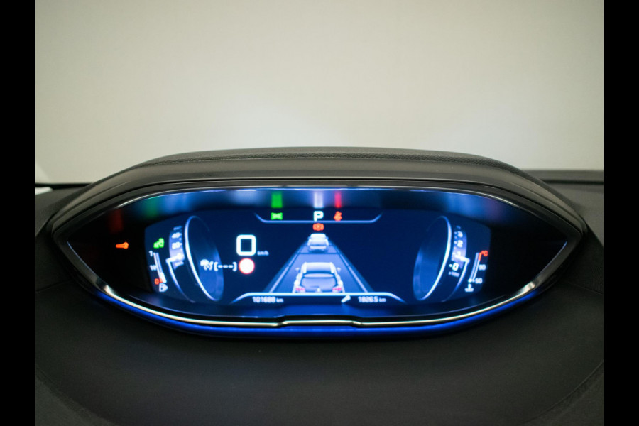 Peugeot 5008 1.2 PureTech Allure Sport 7p. (APPLE CARPLAY,NAVI,CAMERA,CRUISE,LED,CLIMATE,SFEERVERLICHTING,DAB,GETINT,SPORTSTOELEN)