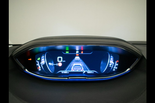 Peugeot 5008 1.2 PureTech Allure Sport 7p. (APPLE CARPLAY,NAVI,CAMERA,CRUISE,LED,CLIMATE,SFEERVERLICHTING,DAB,GETINT,SPORTSTOELEN)